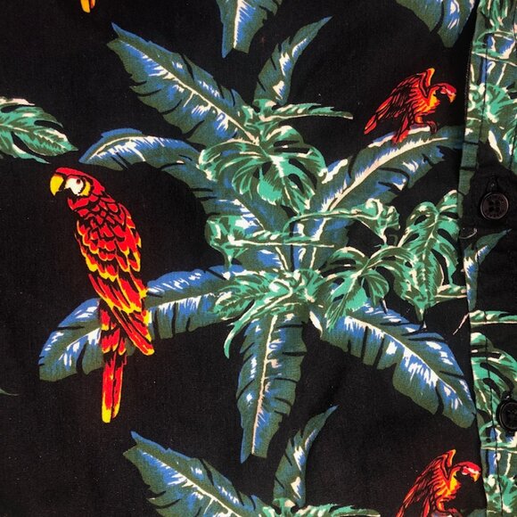 BROKEN THREADS Hawaiian Shirt Button up Size Small Red Parrot in the Trees Blue - Picture 3 of 8